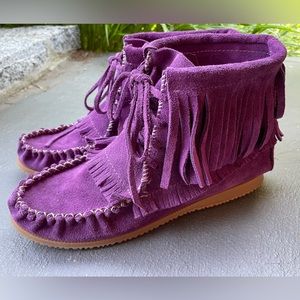 Laurentian Chief Suede Moccasins